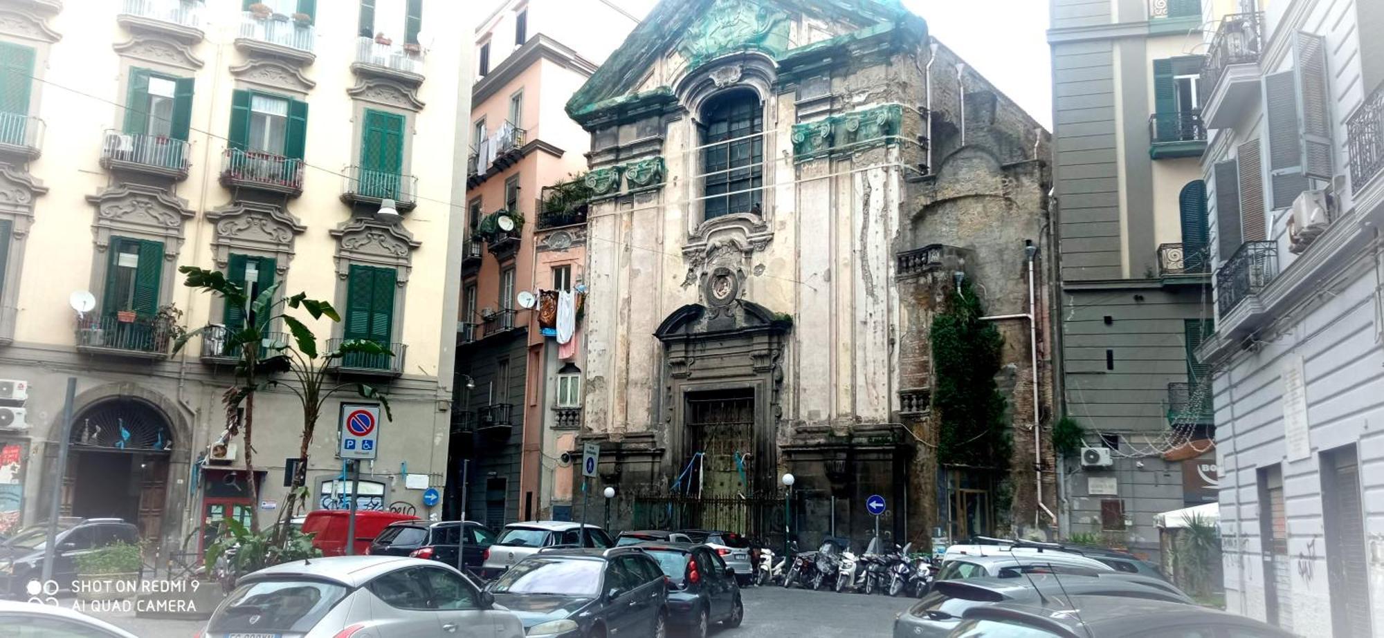 Akihome Portanova Naples Extérieur photo